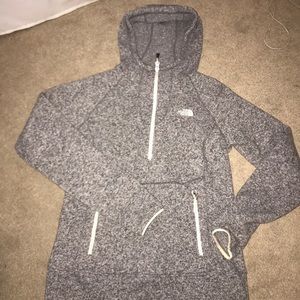 North face ~like Patagonia~ grey pullover